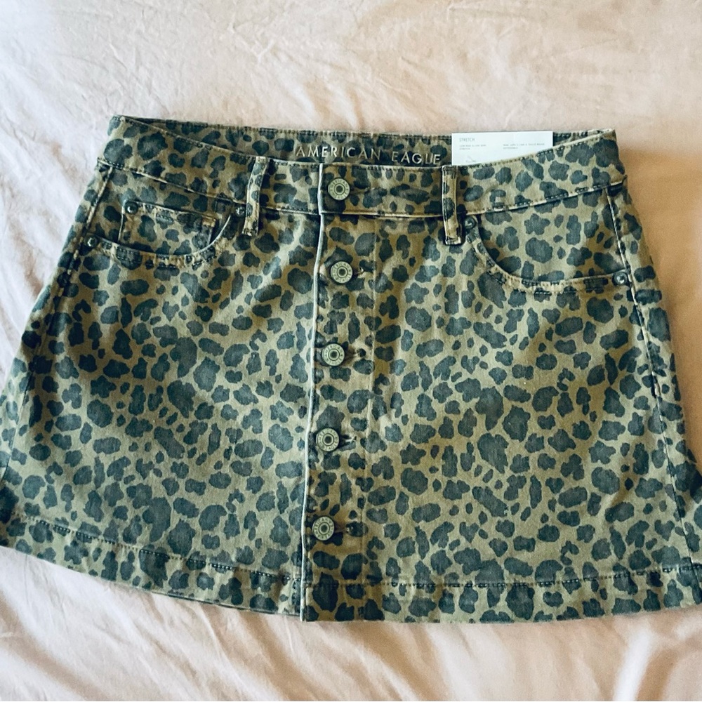 American Eagle Outfitters Leopard Mini Skirt NWT